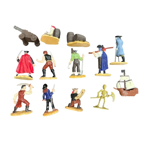 Pirate Toy Lot – Flag, Safari Ltd Figures, Fake Coins, X Marks the Spot Decor - Picture 11 of 12